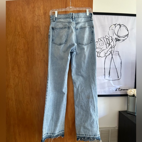 Zara High Waisted Jeans - Picture 1 of 4